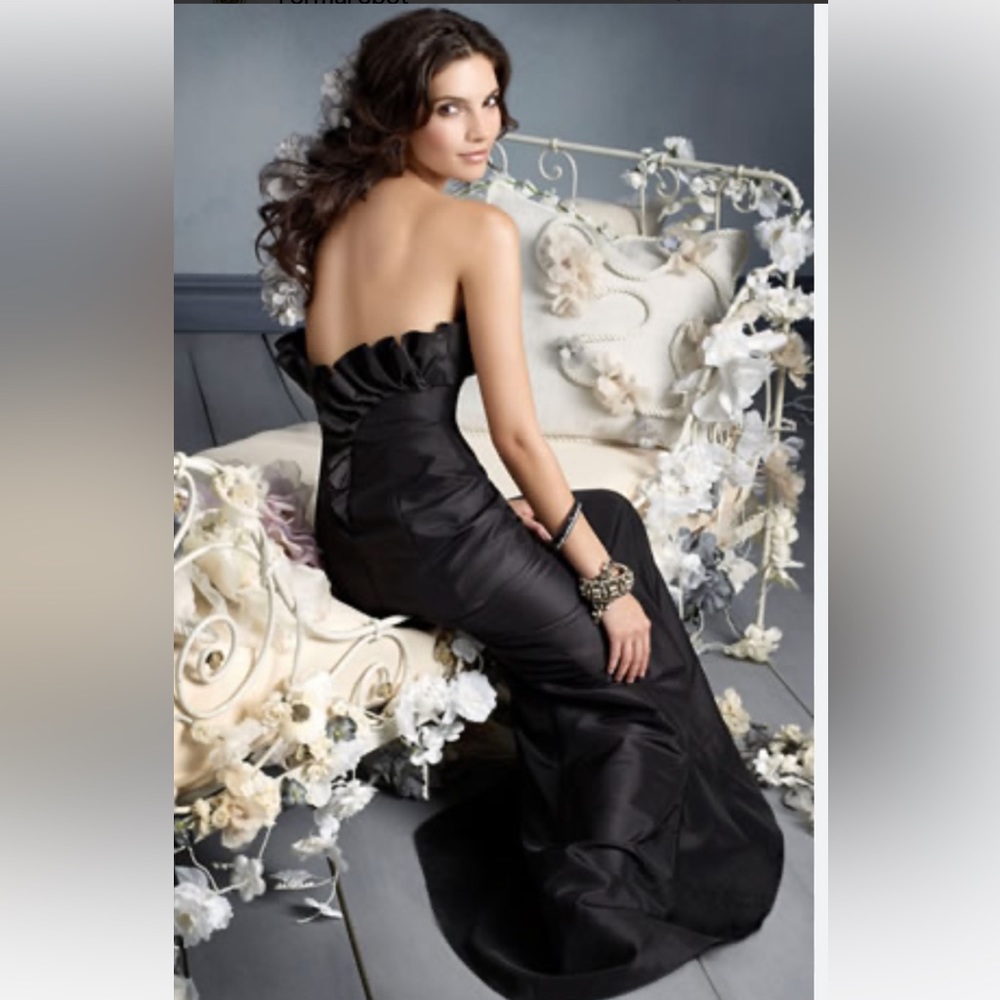 Jim hjelm occasions Gorgeous black maxi size 6 worn once! Taffeta
